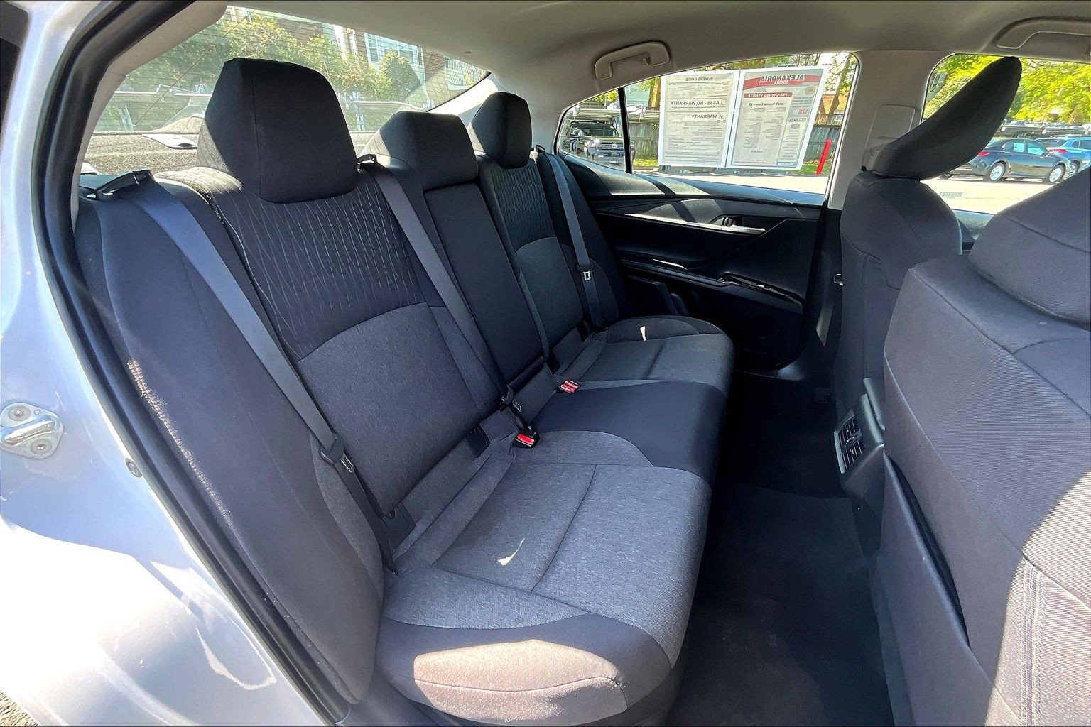 Used 2025 Toyota Camry LE FWD image 25
