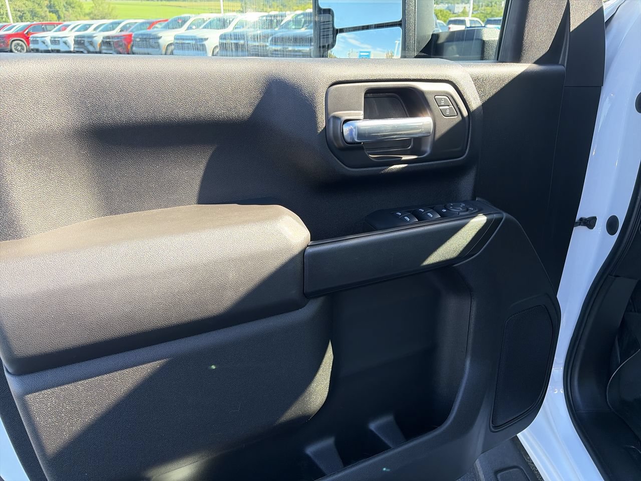 Used 2024 Chevrolet Silverado 2500 Custom w/ Custom Convenience Package AWD/4WD image 20
