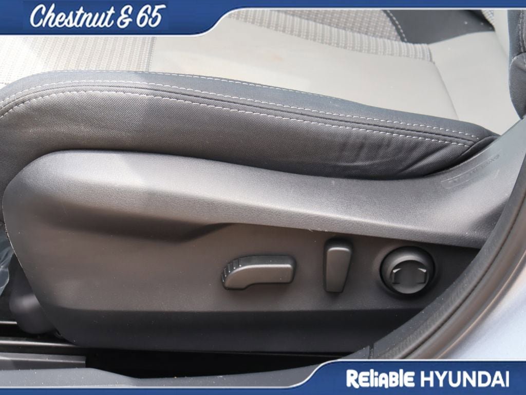 Used 2023 Subaru Outback Premium AWD/4WD image 25