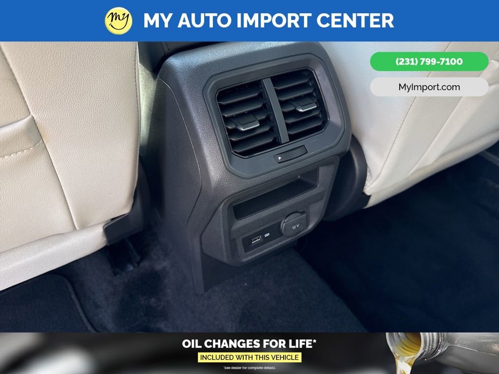 Used 2019 Volkswagen Tiguan SE w/ Panoramic Sunroof Package image 27