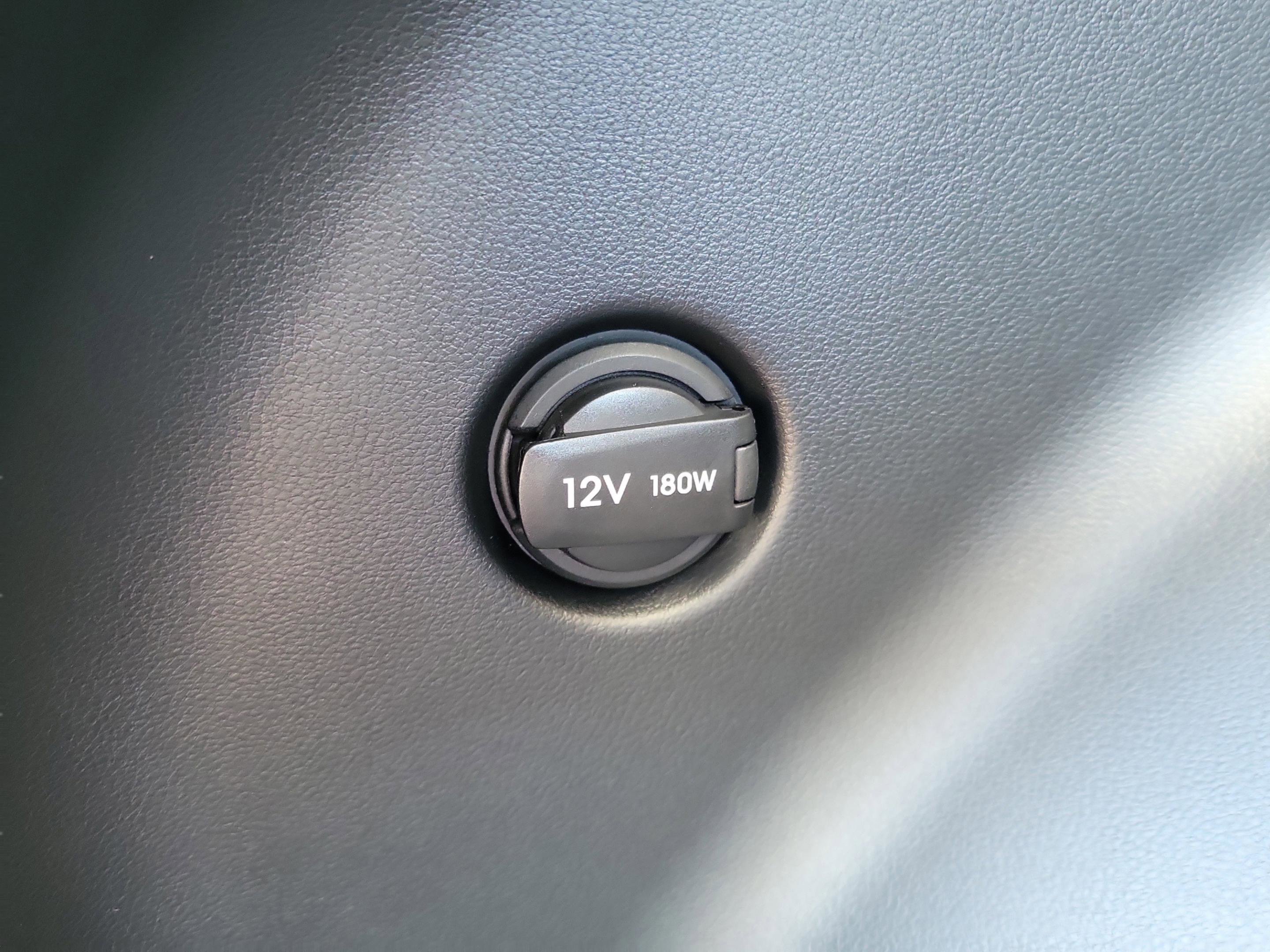 New 2025 Hyundai Ioniq 5 SE image 8