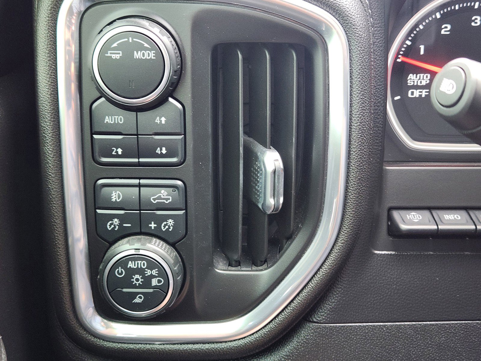 Used 2021 Chevrolet Silverado 1500 LTZ w/ LTZ Premium Texas Edition image 19