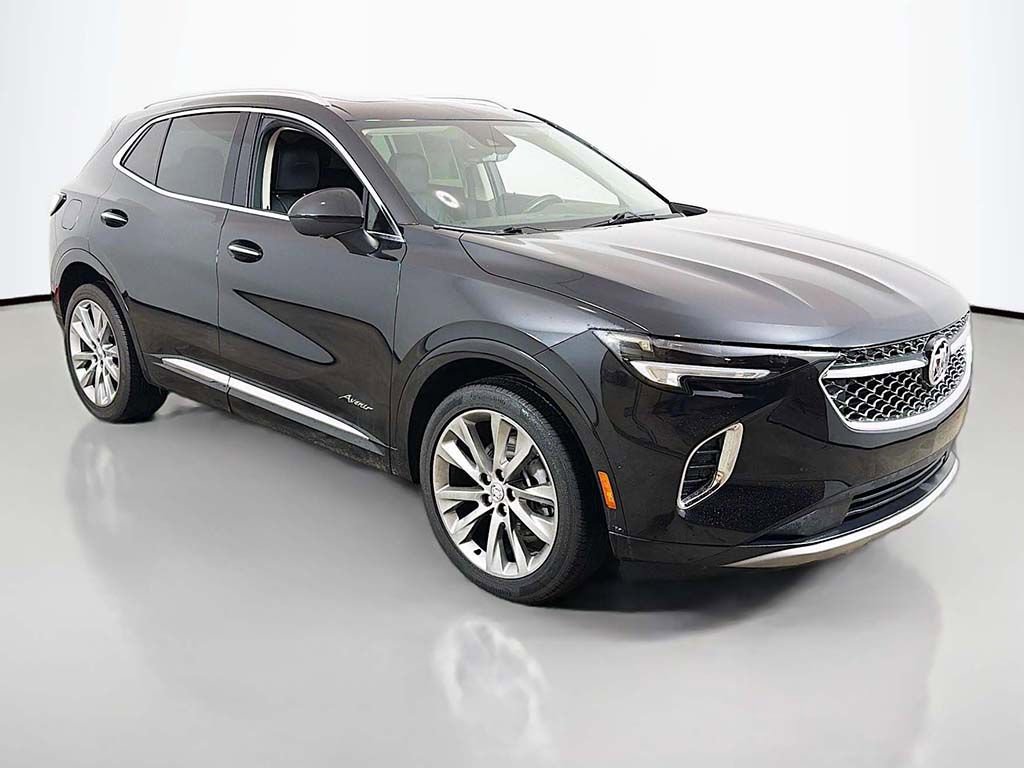 Used 2023 Buick Envision Avenir image 2