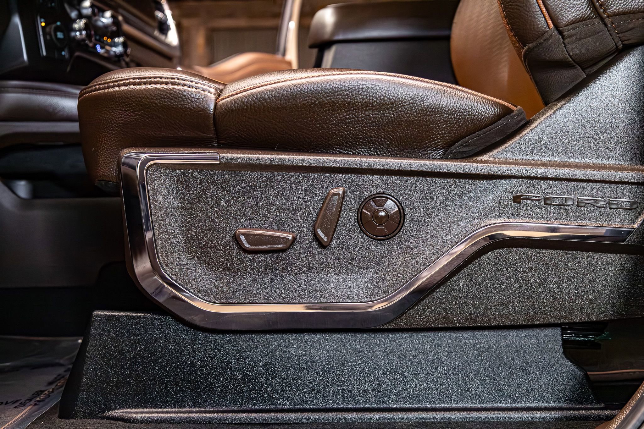 Used 2026 Ford F250 King Ranch w/ Chrome Package image 25