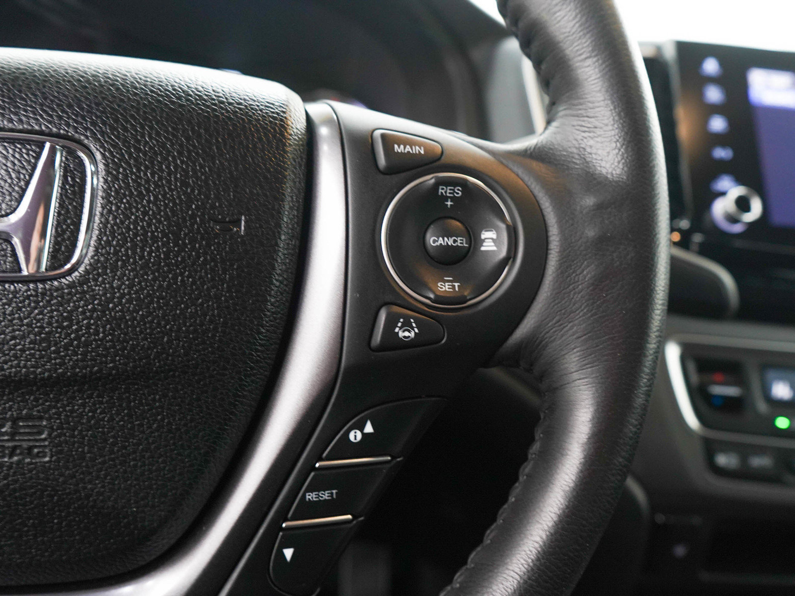 Used 2023 Honda Ridgeline RTL-E image 26