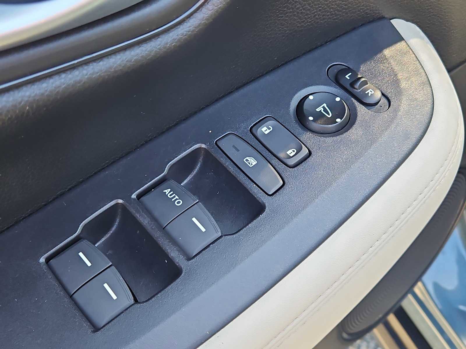 Certified 2024 Honda HR-V LX image 21