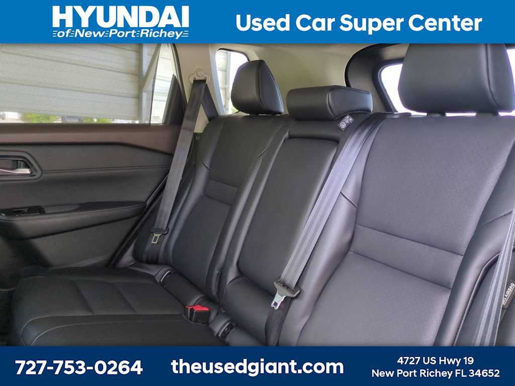 Used 2022 Nissan Rogue SV w/ SV Premium Package FWD image 15