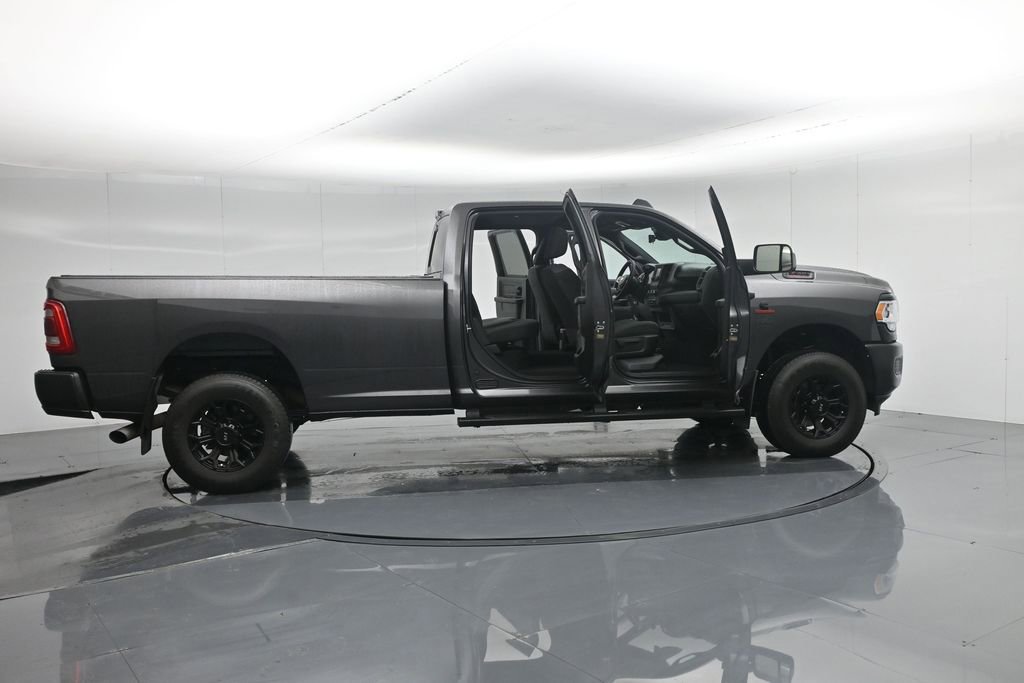 Used 2022 RAM 3500 Tradesman w/ Safety Group image 4