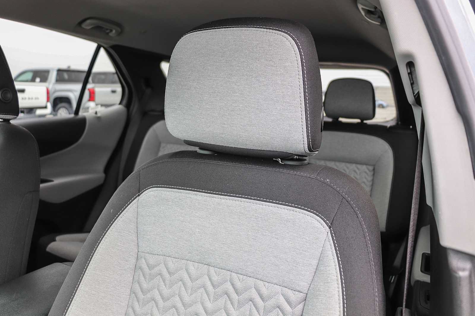 Used 2022 Chevrolet Equinox LT AWD/4WD image 17