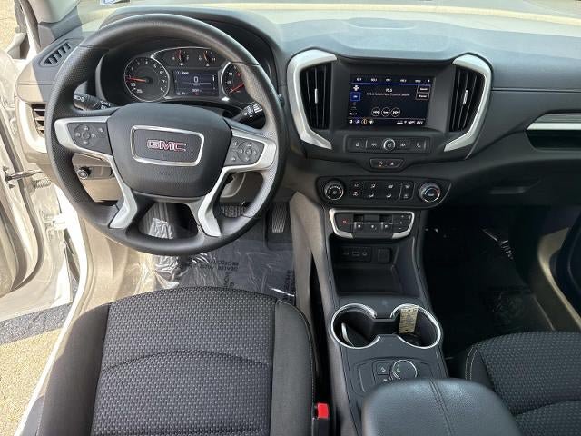 Used 2024 GMC Terrain SLE FWD image 19