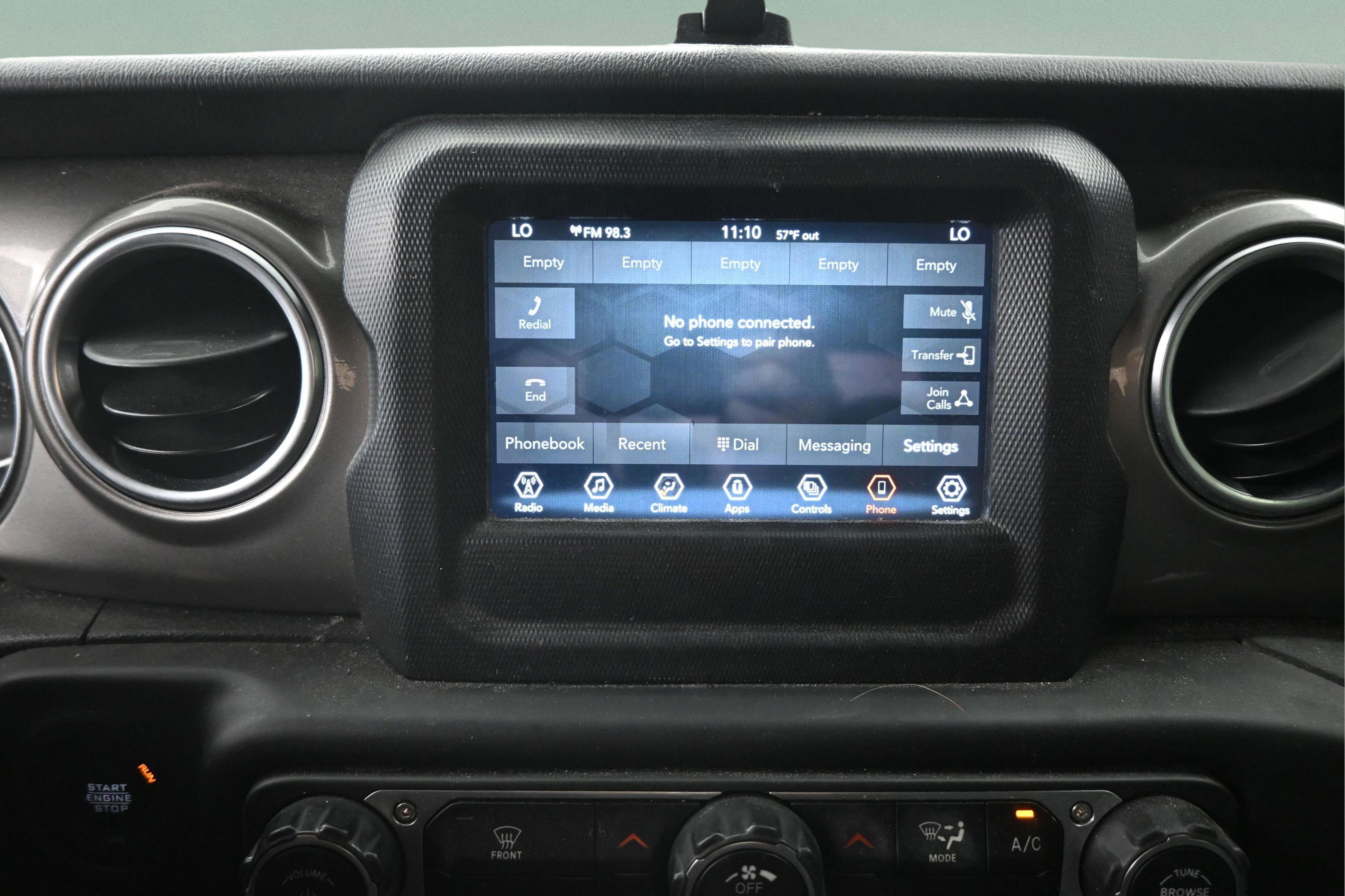 Used 2021 Jeep Gladiator Overland w/ Safety Group AWD/4WD image 27