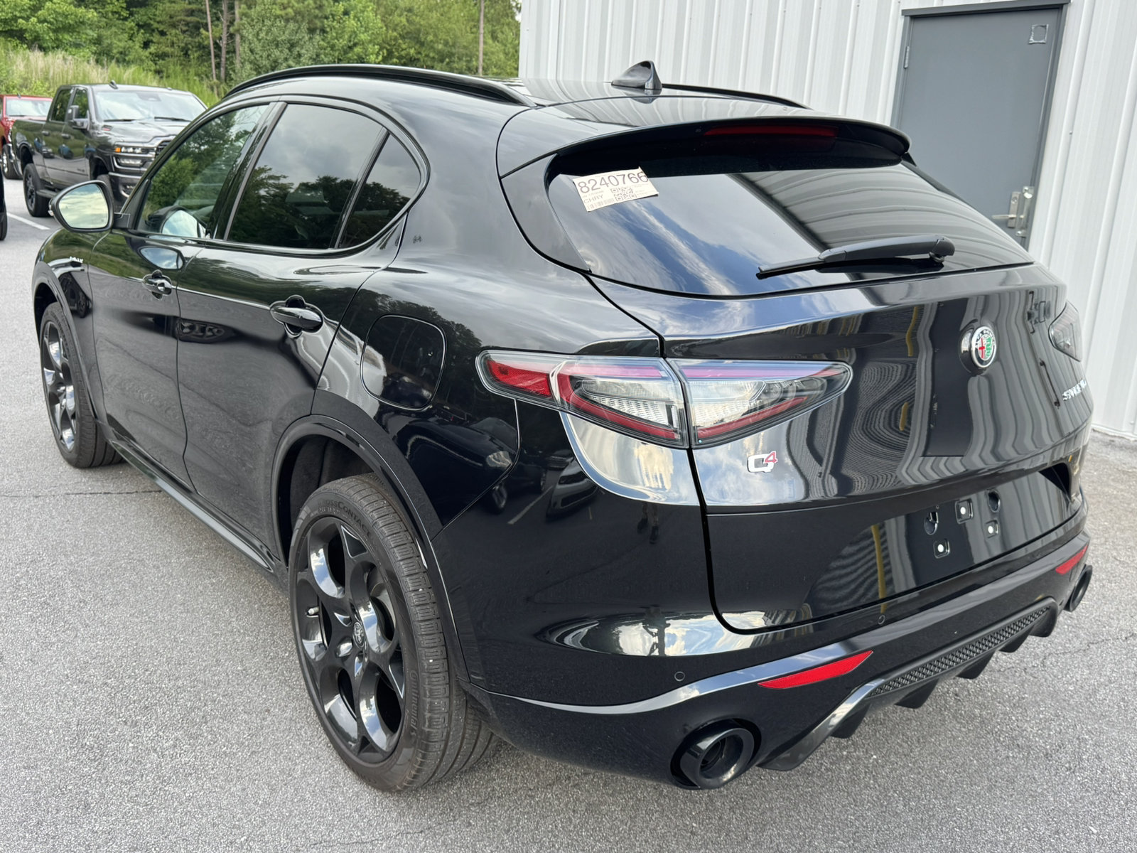 Used 2026 Alfa Romeo Stelvio Sprint AWD/4WD image 7
