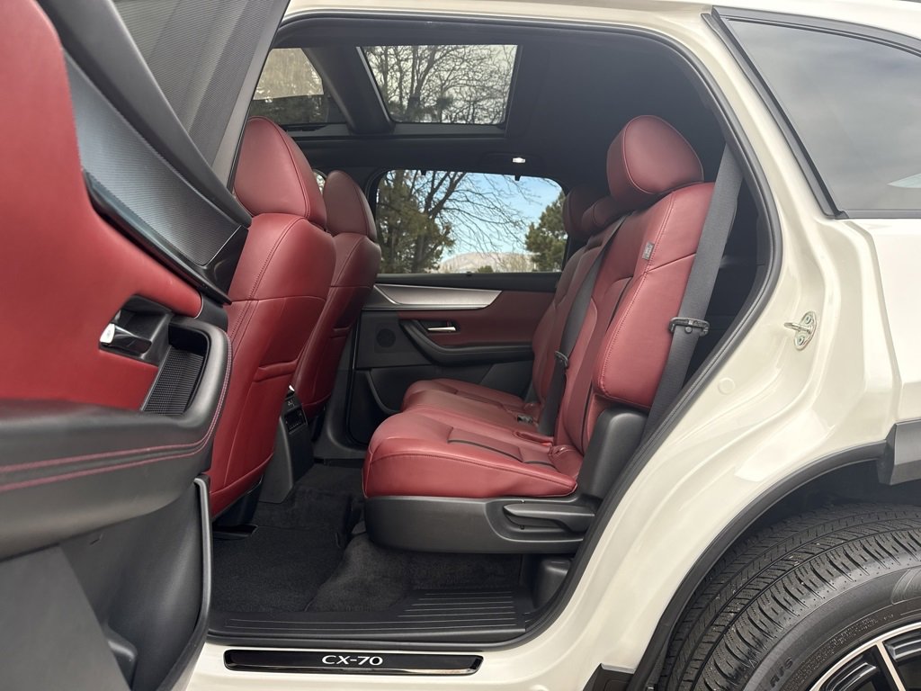 Used 2025 MAZDA CX-70 Plug-In Hybrid w/ Premium Plus image 21