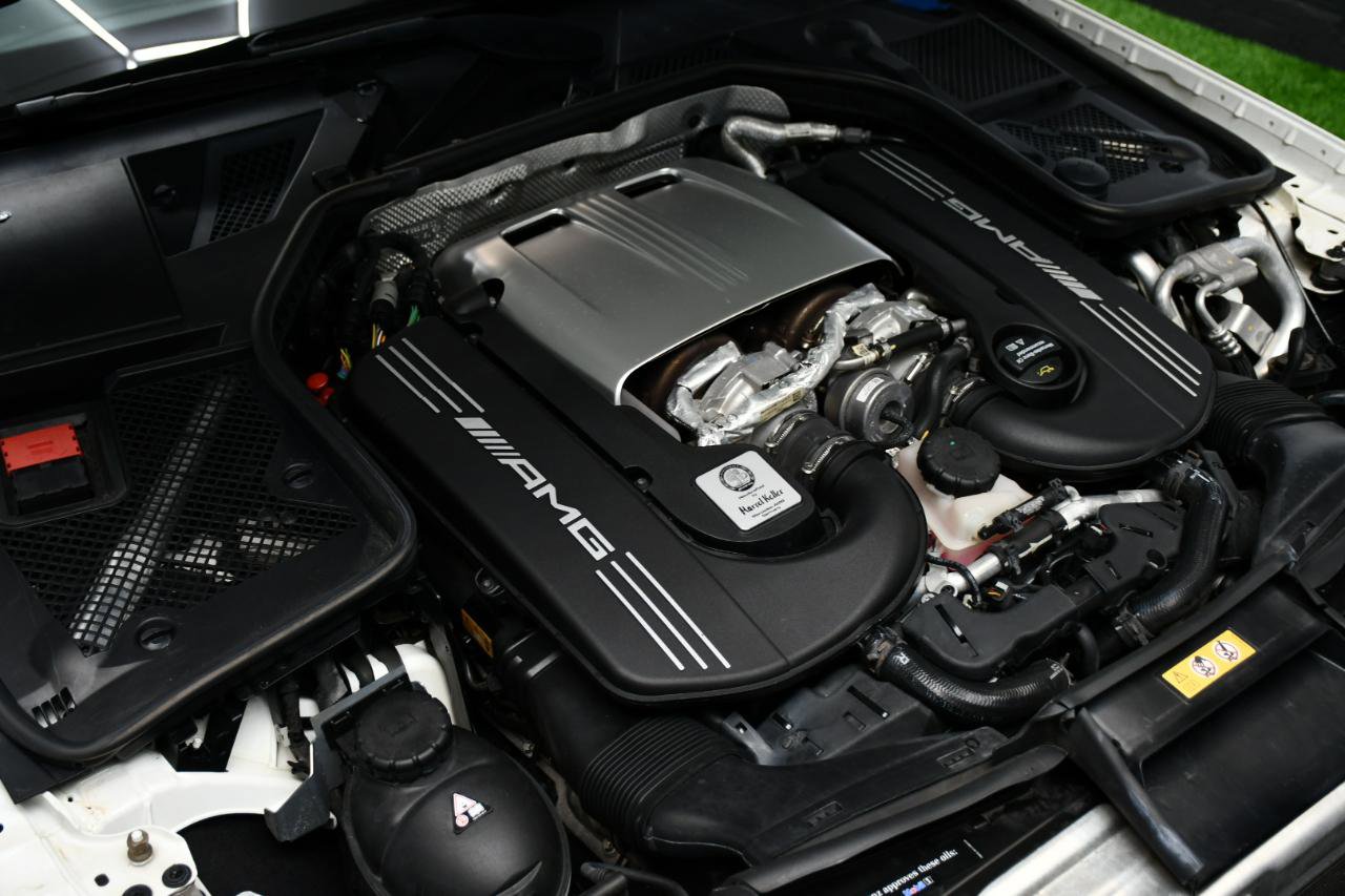 Used 2015 Mercedes-Benz C 63 AMG S image 16