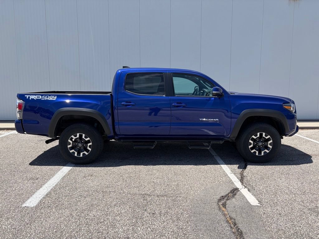 Used 2023 Toyota Tacoma TRD Off-Road w/ TRD Premium Off Road Package AWD/4WD image 7
