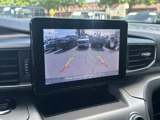 Used 2022 Ford Explorer XLT w/ Equipment Group 202A RWD image 34