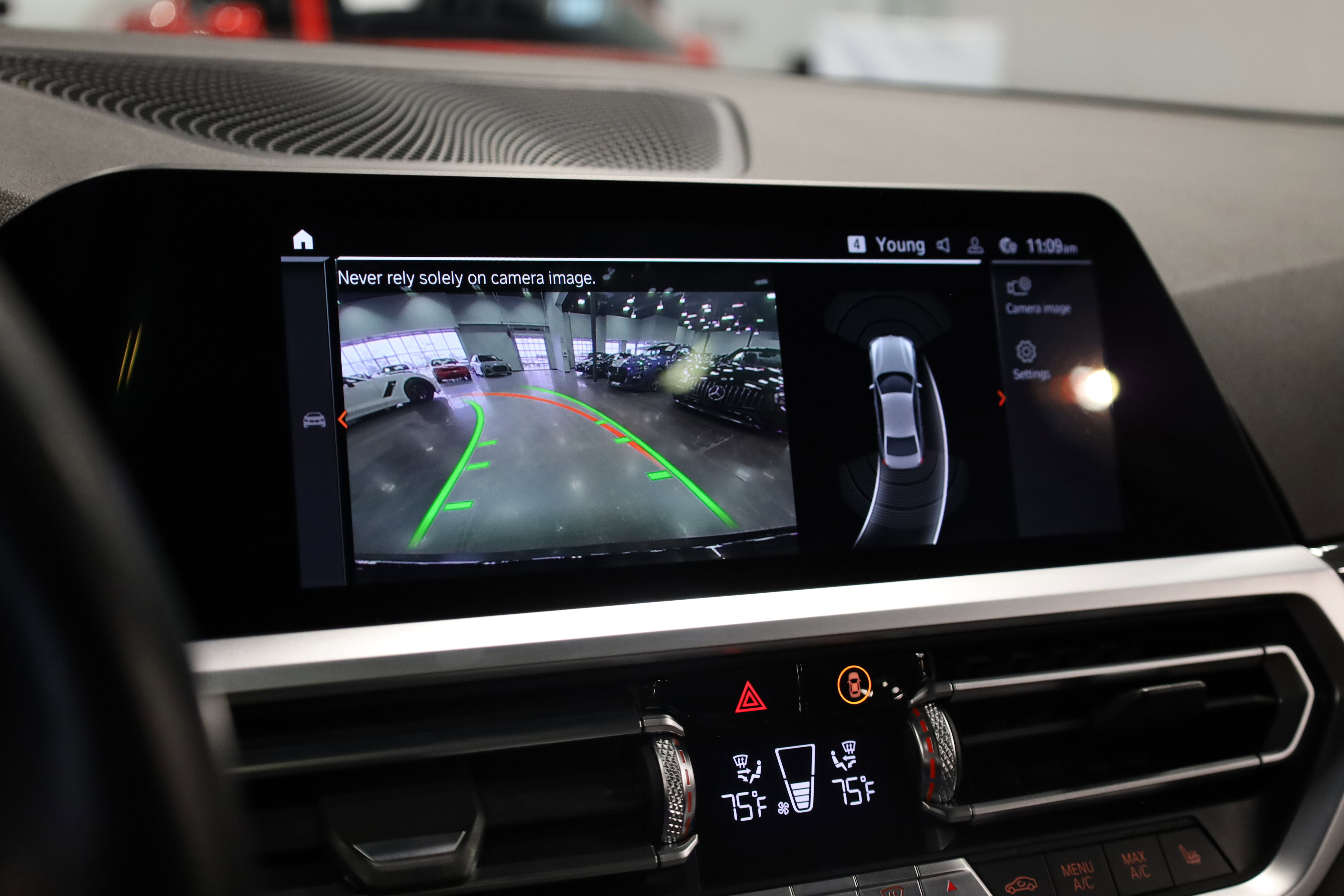 Used 2020 BMW 330i xDrive Sedan w/ Premium Package image 29