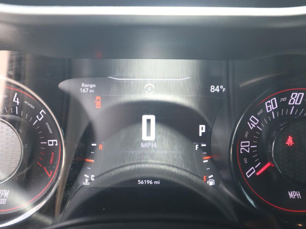 Used 2021 Dodge Challenger SXT w/ Driver Convenience Group RWD image 19