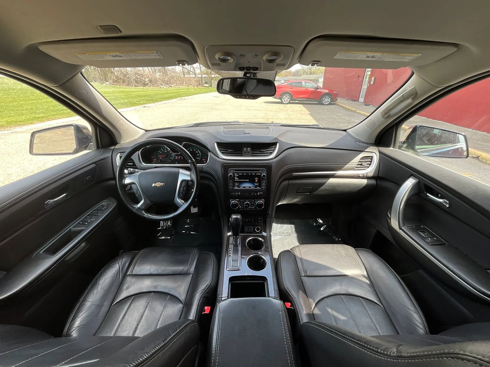 Used 2016 Chevrolet Traverse LTZ AWD/4WD image 22