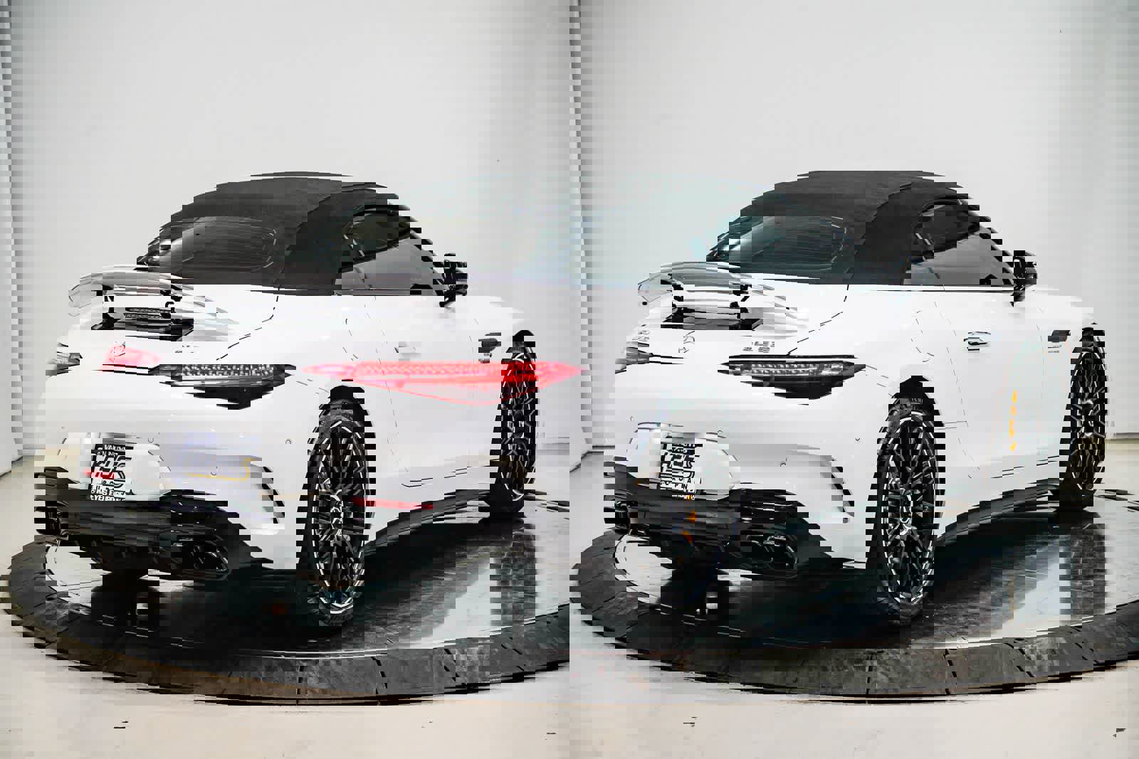 Certified 2022 Mercedes-Benz SL 63 AMG 4MATIC image 4