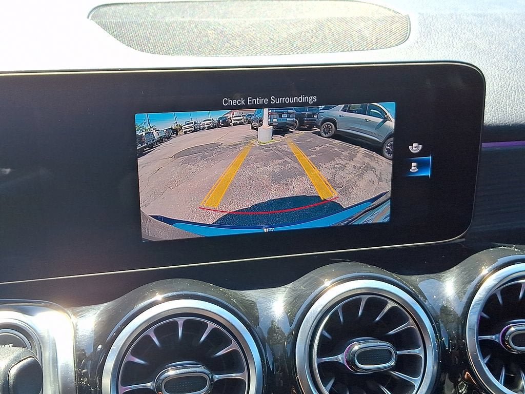 Used 2022 Mercedes-Benz GLB 250 image 20