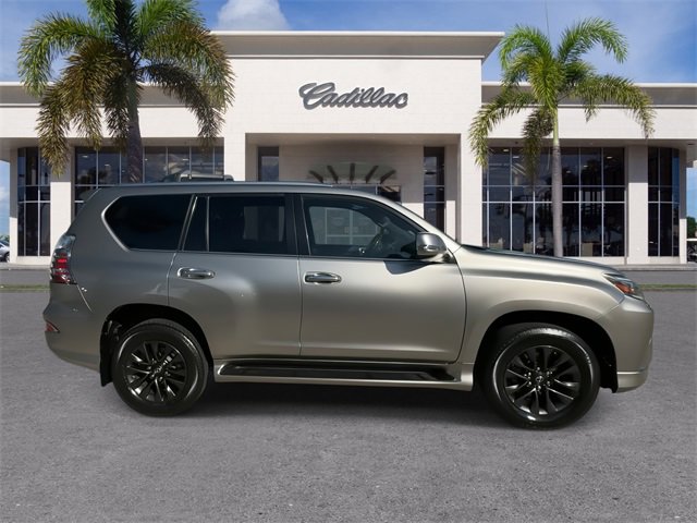 Used 2020 Lexus GX 460 Premium image 16