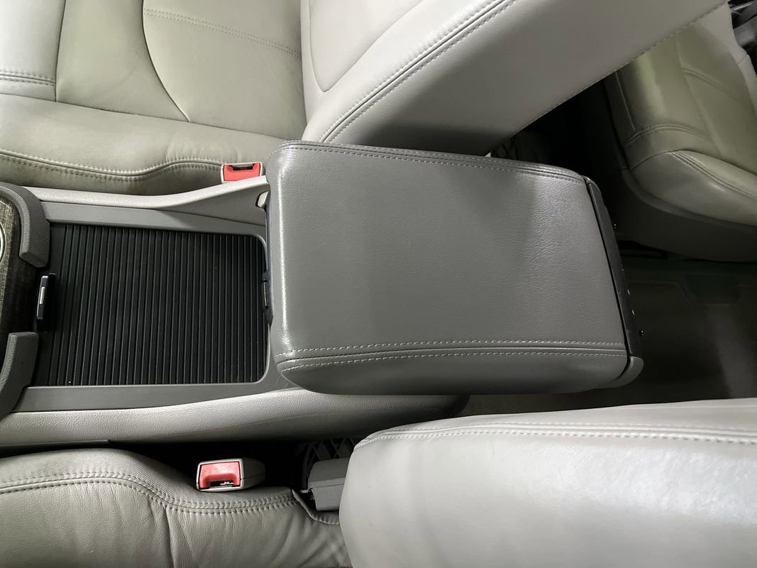 Used 2017 GMC Acadia Limited SLT AWD/4WD image 27