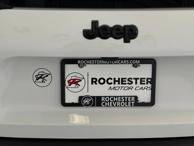Used 2023 Jeep Cherokee Altitude Lux w/ Lux Elite Package AWD/4WD image 47