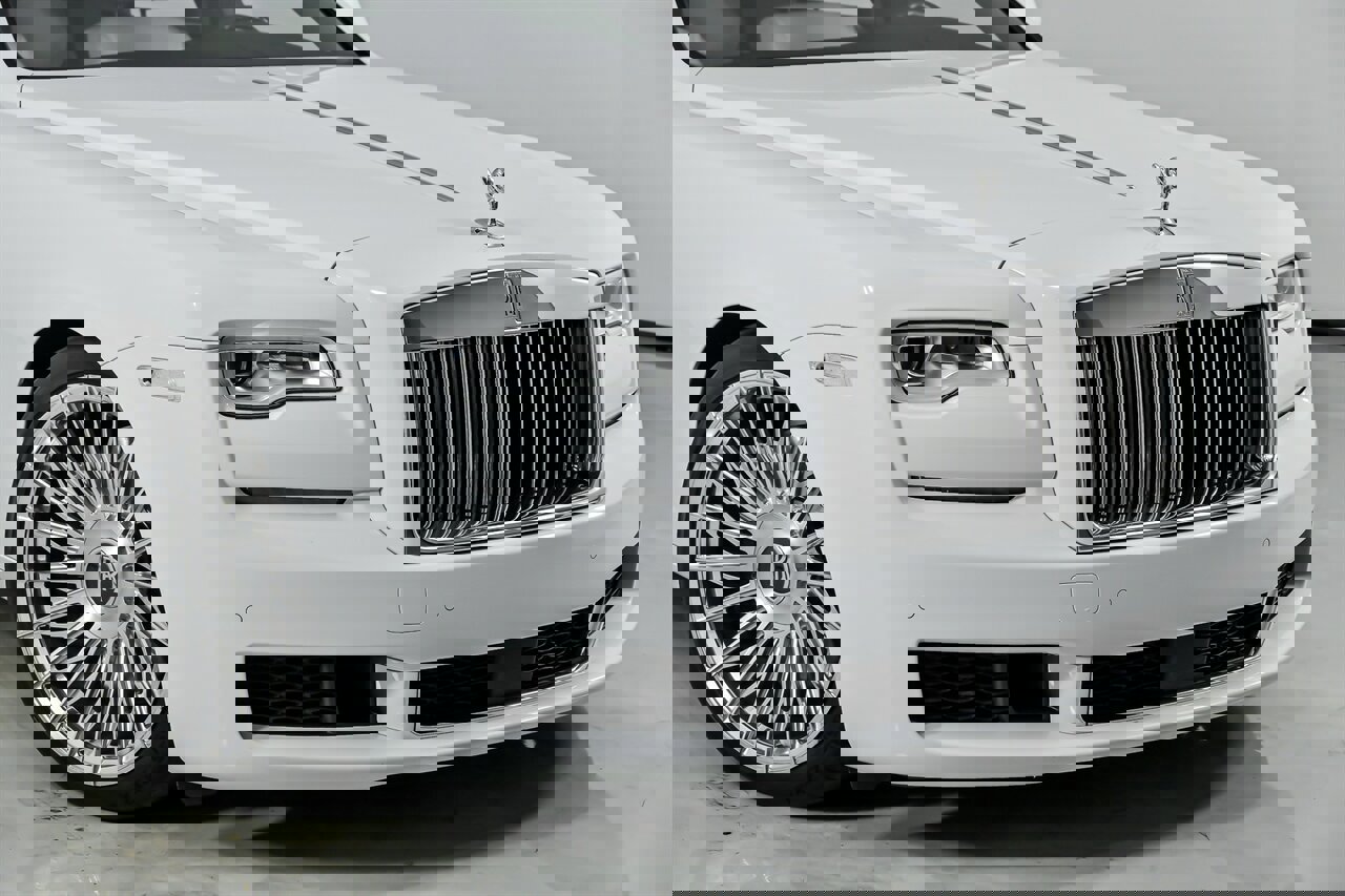 Used 2019 Rolls-Royce Ghost Extended Wheelbase image 3