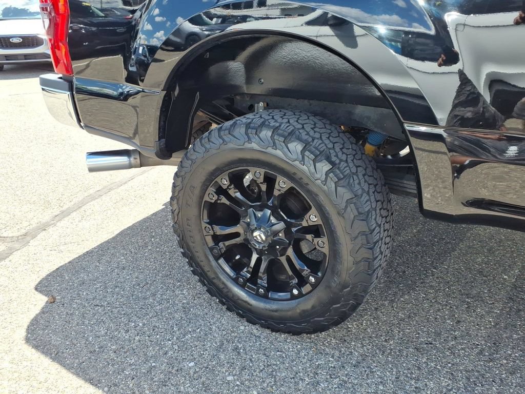 Used 2017 Ford F350 Lariat AWD/4WD image 5
