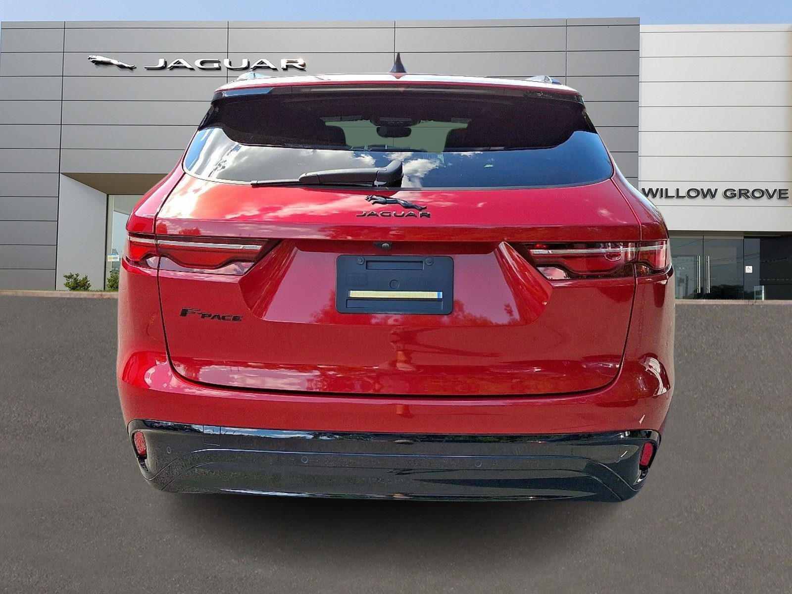 Used 2022 Jaguar F-PACE S image 7