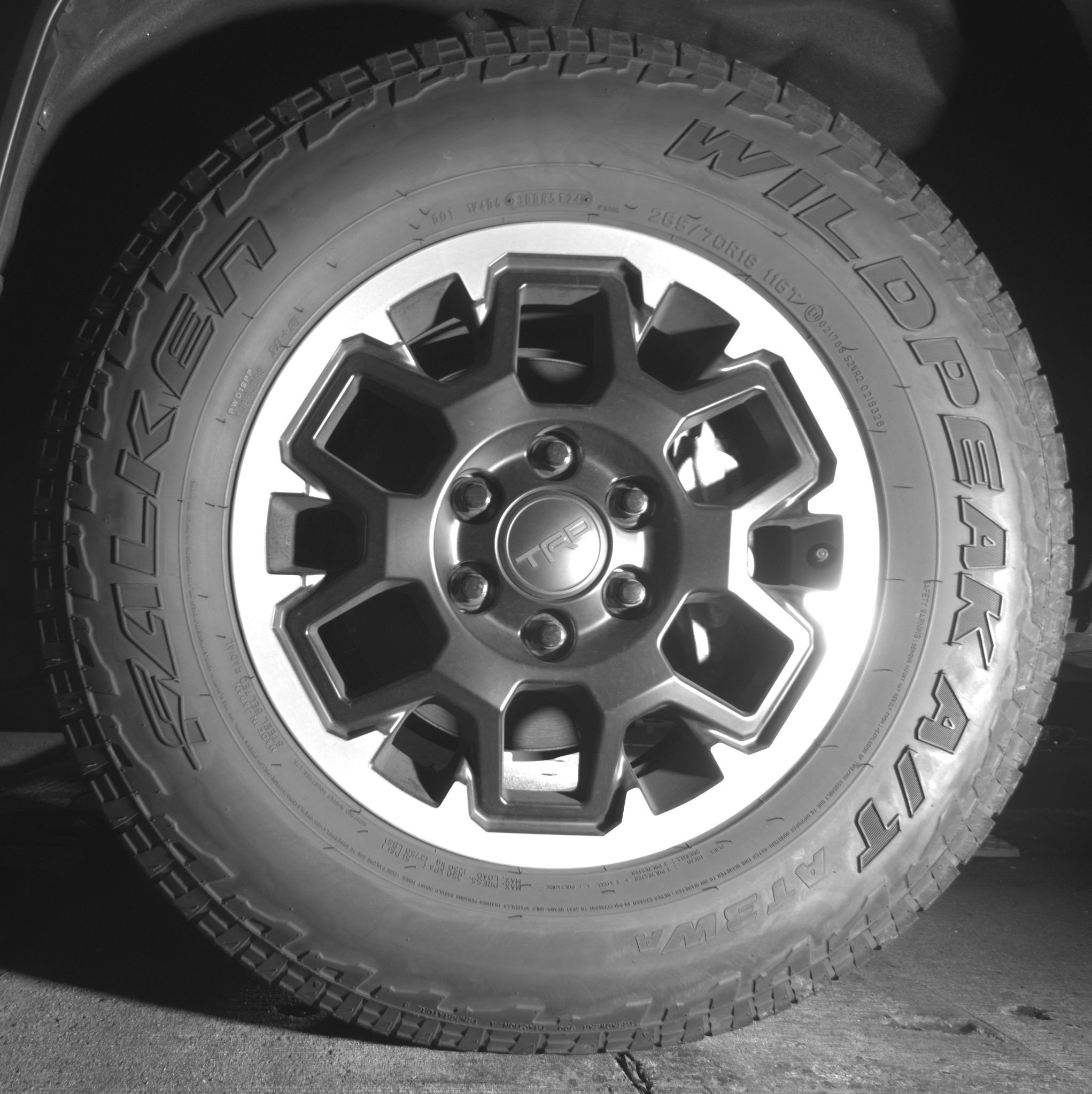 Used 2025 Toyota 4Runner TRD Off-Road AWD/4WD image 12