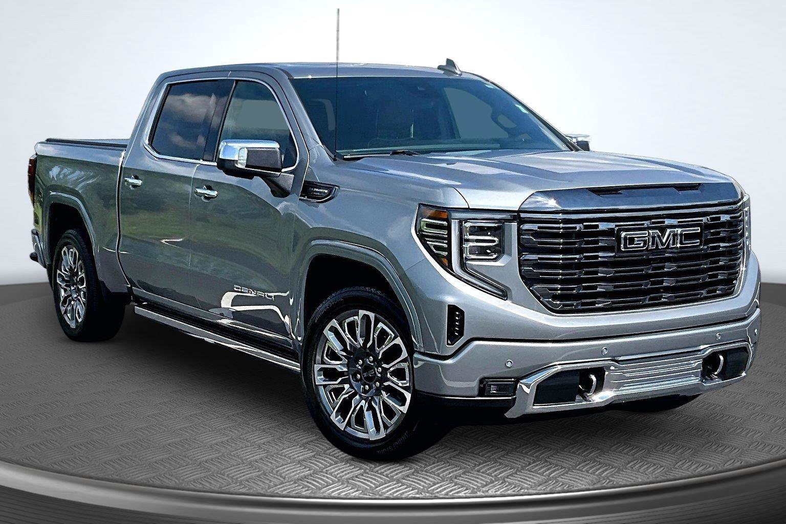Used 2024 GMC Sierra 1500 Denali Ultimate AWD/4WD image 14