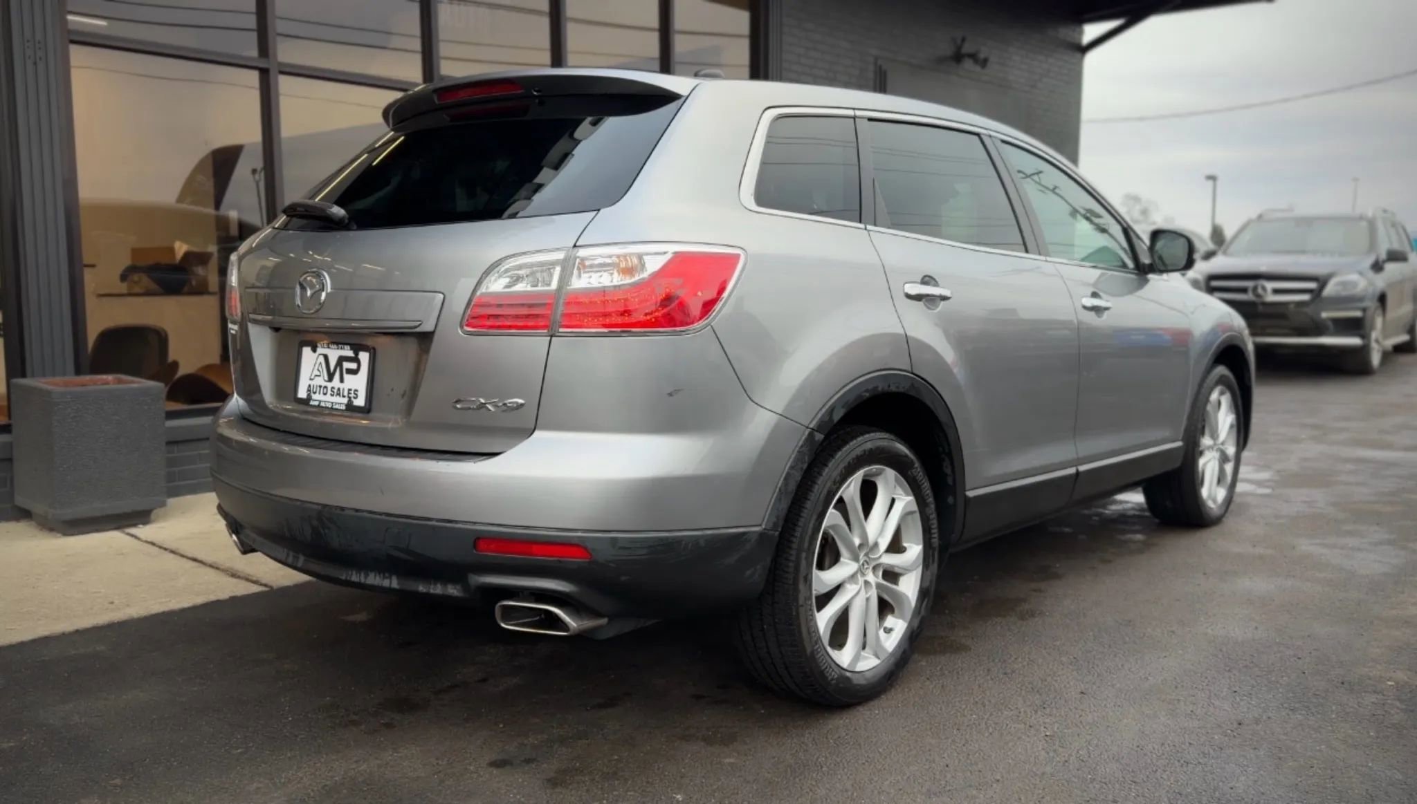 Used 2012 MAZDA CX-9 Grand Touring w/ Moonroof & Bose Audio Pkg image 3