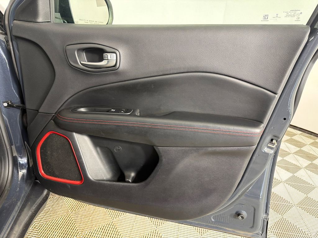 Used 2018 Jeep Compass Trailhawk w/ Leather Interior Group image 15