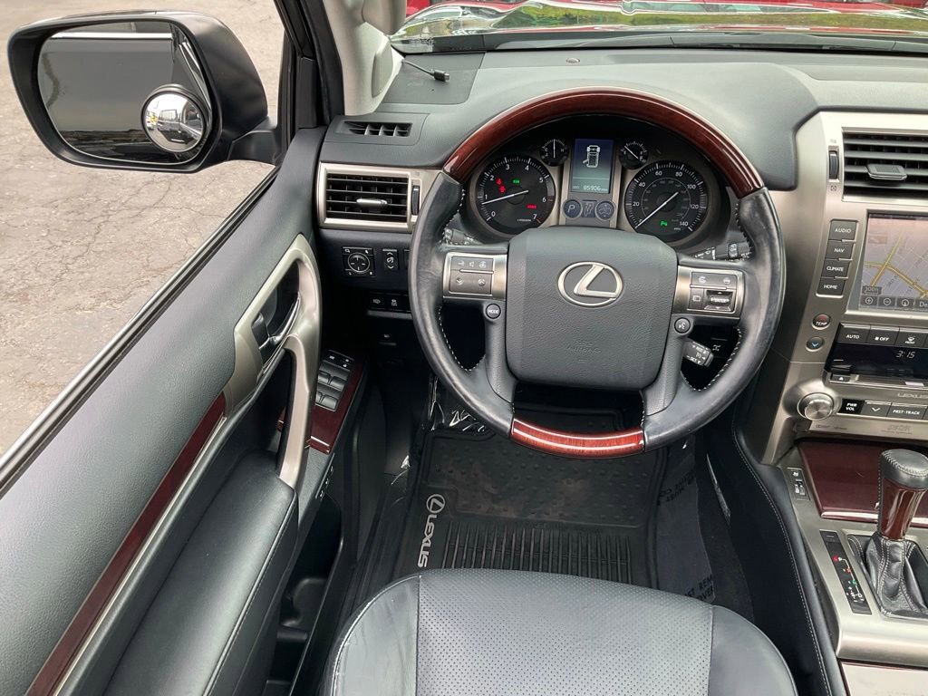 Used 2016 Lexus GX 460 Luxury AWD/4WD image 43