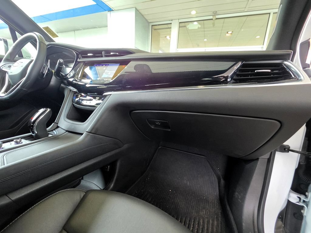 Used 2025 Cadillac XT6 Sport w/ LPO, Floor Liner Package AWD/4WD image 84