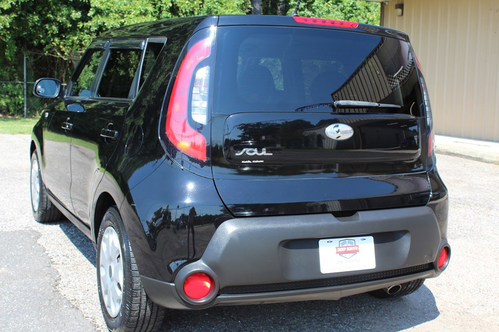 Used 2015 Kia Soul image 17