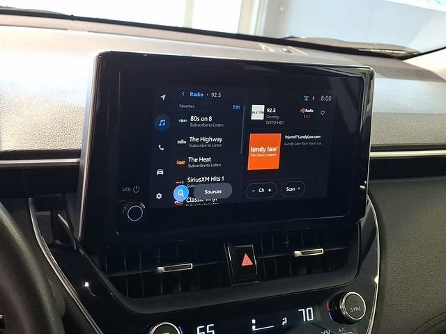 Used 2023 Toyota Corolla Cross XLE image 18