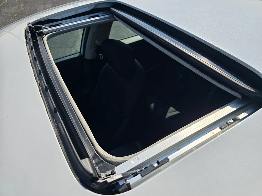 Used 2023 Honda Accord EX image 3