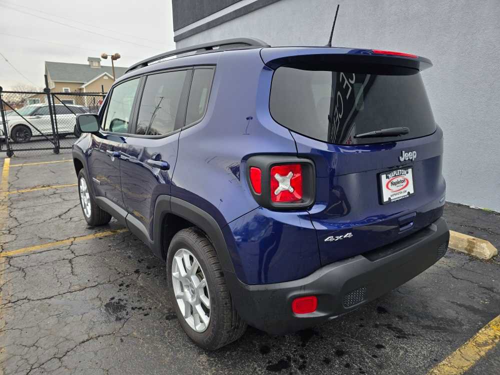 Used 2019 Jeep Renegade Latitude w/ Cold Weather Group AWD/4WD image 27