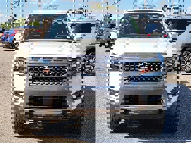 New 2026 Nissan Frontier SV image 5