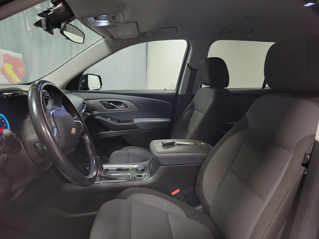 Used 2020 Chevrolet Traverse LT w/ LPO, Floor Liner Package image 13