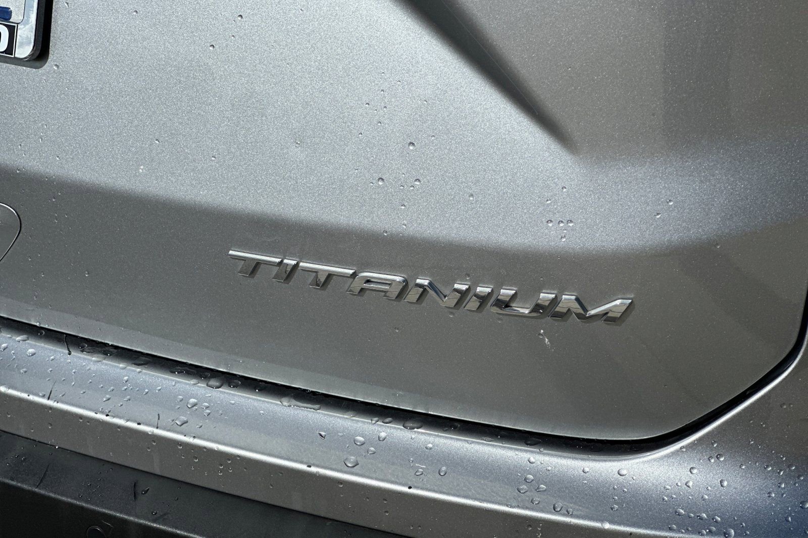Used 2020 Ford Edge Titanium w/ Equipment Group 301A FWD image 27
