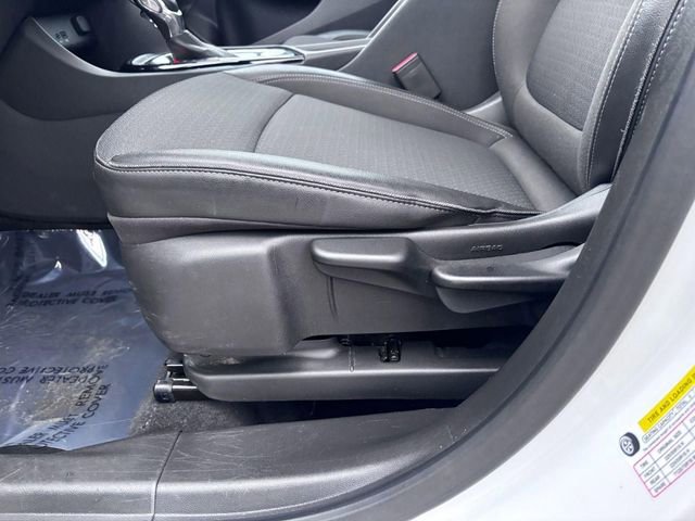 Used 2025 Buick Encore GX Preferred FWD image 13