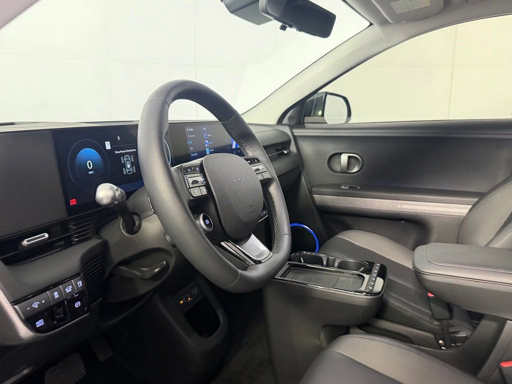 Used 2025 Hyundai Ioniq 5 Limited AWD/4WD image 22