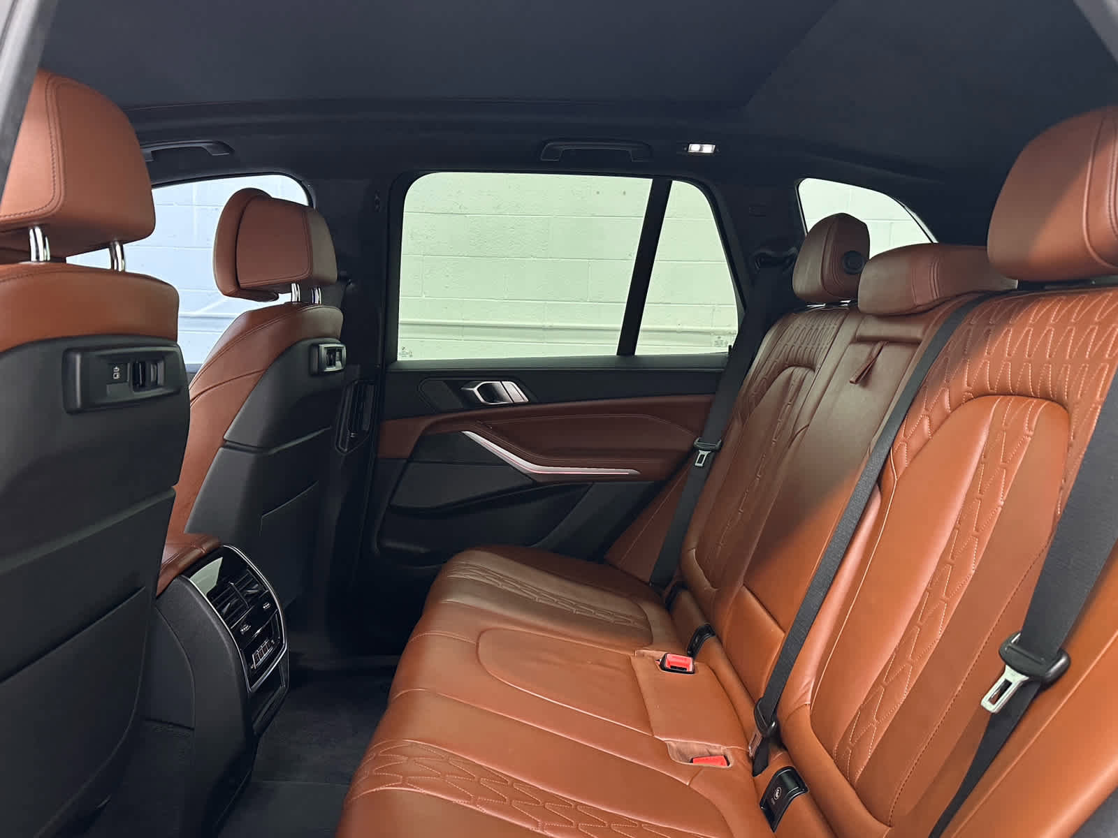 Used 2021 BMW X5 xDrive45e w/ M Sport Package image 15