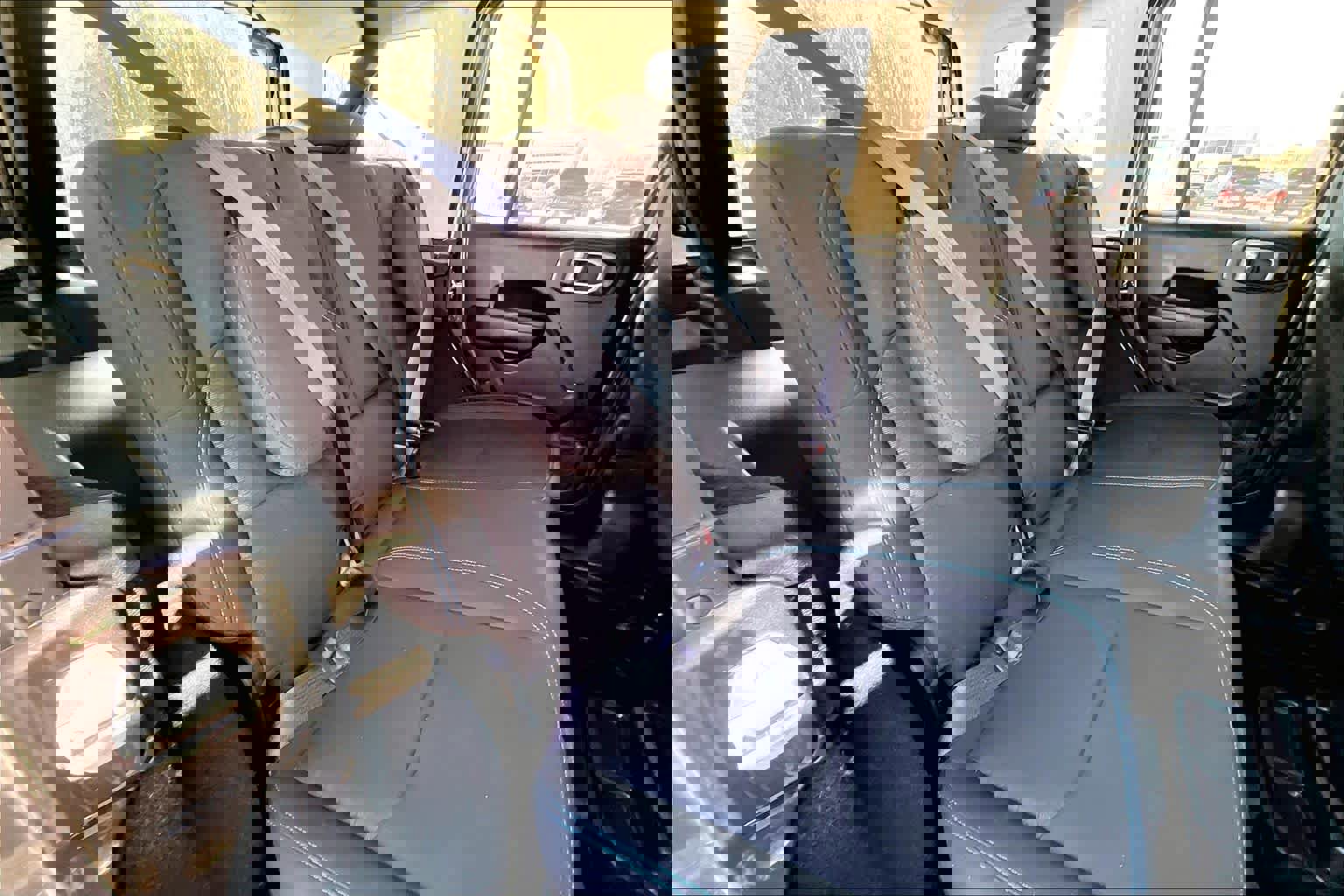 Used 2023 Jeep Wrangler Rubicon w/ Cold Weather Group image 19