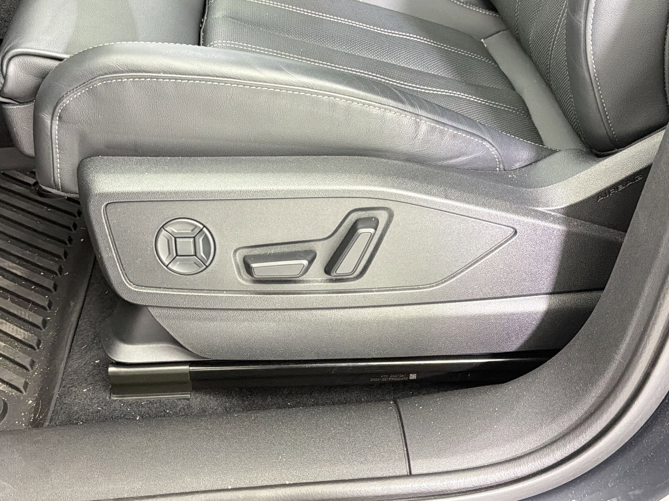 Certified 2025 Audi Q5 Premium w/ Premium Plus AWD/4WD image 14