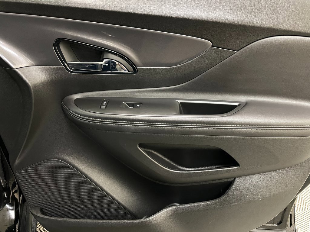 Certified 2022 Buick Encore Preferred w/ Safety Package image 37